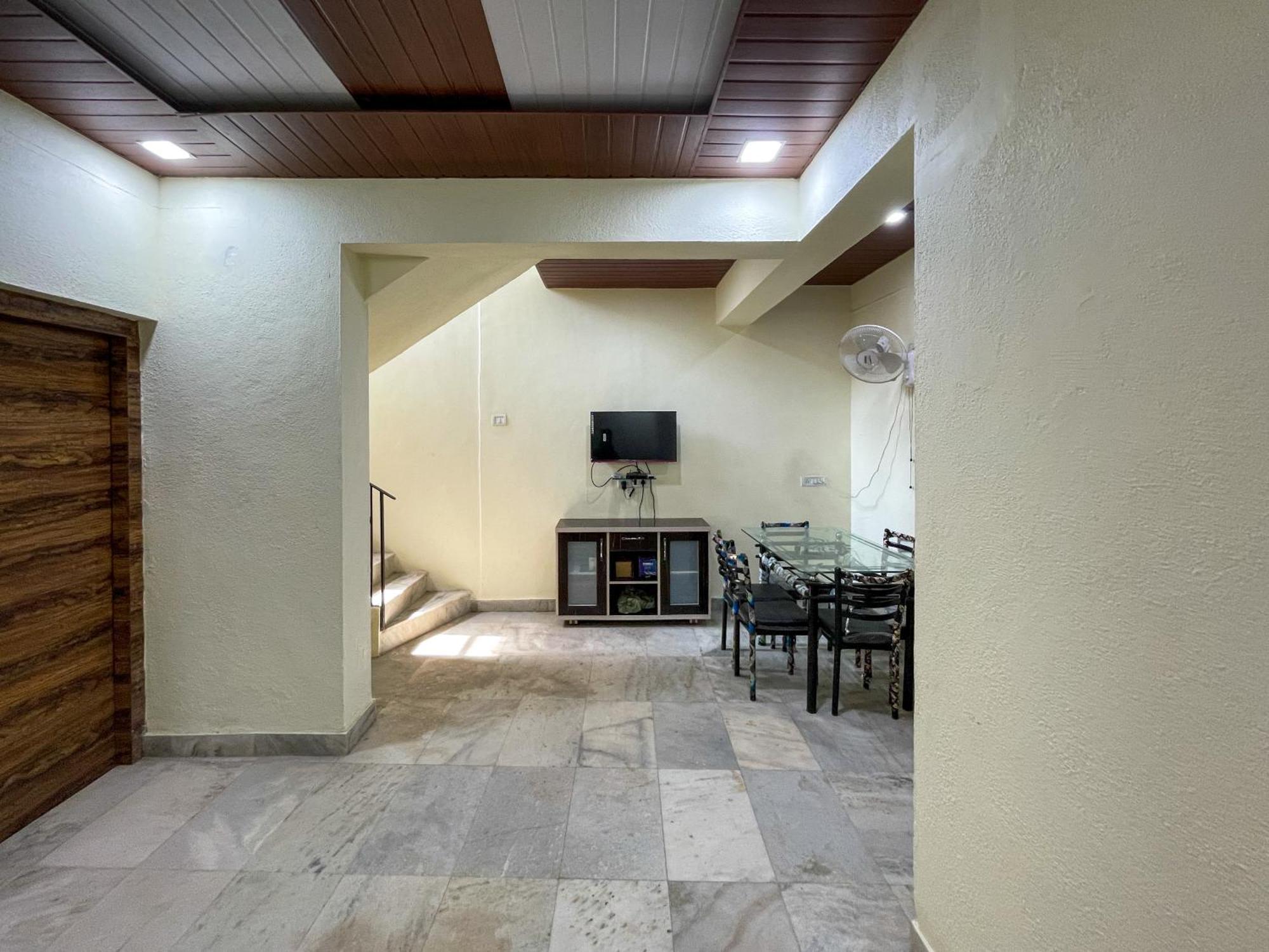 Zars Villa, Lonavala Bagian luar foto